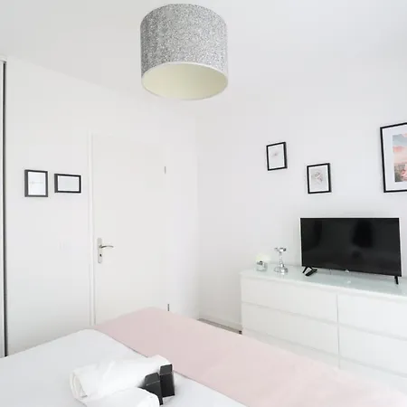 Chic By Plaza - Proche Disneyland Paris *